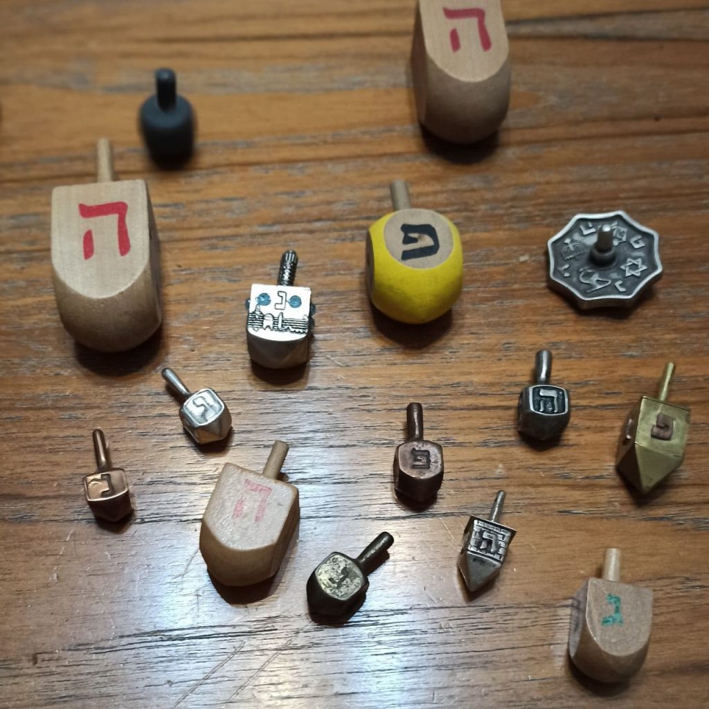 dreidel vagy trenderli pörgettyűk hanuka